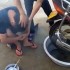 Motocyklowy fryzjer - suszenie wlosow motocyklem