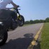 Dron sledzi motocykl na torze Mega efekt - guma