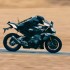 Czlowiek kontra maszyna  Rossi wciaz szybszy od Motobota - Motobot 2017