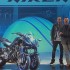 Motocyklowe nowosci Yamahy 2018  podsumowanie - Yamaha Niken 2018 prezentacja Eicma