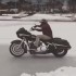 Jak powitac pierwszy snieg Mamy metode - Harley na sniegu