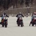 Falka po lodzie HarleyDavidson Street Rod w niesamowitej rywalizacji ZOBACZ FILM - Harley Davidson Snowquake Street Rod 750 2018 start