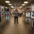 Usmiech za milion dolarow  wystawa zdjec Nickyego Haydena na torze Imola - Nicky Hayden Photo Exhibit Imola Mirco Lazzari 05