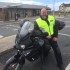 Kask niebezpieczny burka juz nie  nieprzyjemna przygoda motocyklisty na stacji paliw - Liam Bradley