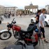 WSKa do Berlina i Pragi Smiala podroz fana kultowego motocykla - Stolice Europy na WSK 23