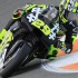 Nowe motocykle twarze i barwy w MotoGP  pierwszy dzien testow - DsdAkotX4AEevIn 1