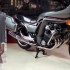 6 cylindrowy silnik rzedowy w motocyklu  czarujace szalenstwo Hondy CBX z 1981 roku - 6. cylindrowa rzedowa HONDA CBX 1981