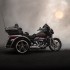 HarleyDavidson wprowadza nowe modele motocykli i nowe technologie na rok 2020 - HD 2020 CVO Tri Glide