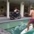 Motocyklem do basenu czyli zgubne skutki surfingu FILM - Image 001