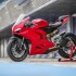 2020 Ducati Panigale V2 Sportbike na tor i na droge Zobaczycie go na targach Warsaw Motorcycle Show - ducati panigale v2 lewa strona