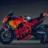 MotoGP KTM zaprezentowalo swoje zespoly i motocykle na sezon 2020 - KTM2020 MotoGP Factory side