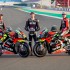 MotoGP prezentacja Aprilii nowe szaty RSGP i az trzech kierowcow GALERIA - Aprilia RSGP 2020 01 riders track