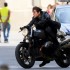 Tom Cruise uczy sie jezdzic na gumie Ma do dyspozycji specjalne BMW G 310 GS - MissionImpossible6 NineT1 1