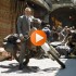 James Bond na motocyklu Kultowe sceny ekscytujace maszyny FILM - James Bond sceny motocyklowe