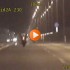 Warszawa bez uprawnien uciekal przed policja z predkoscia 220 kmh FILM - ucieczka przed policja warszawa
