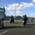 Wypadek motocyklistow w czasie grupowego przejazdu w Plocku VIDEO - Wypadek motocyklistow w czasie grupowego przejazdu
