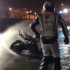 Krol plycizny Wodny balet motocyklem VIDEO - motocykl woda