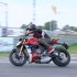 Ducati Streetfighter V4S  208 koni mocy dla kazdego VIDEO - Ducati Streetfighter V4S na torze
