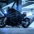 BMW K1600B w wersji STEALTH CROW  karbonowy kit ktory przejdzie do historii - bmw k1600 b custom works zon