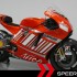 Kup Ducati Desmosedici GP8 i poczuj sie jak Casey Stoner - casey stoner ducati desmosedici gp8 2008 04