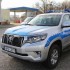 Policja stawia na luksusowe samochody terenowe - policja land cruiser 03