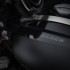 2021 Triumph Rocket 3 R Black i Rocket 3 GT Triple Black Opis zdjecia dane techniczne - Rocket 3 R Black 21MY zbiornik