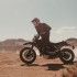 Desert Sled Fasthouse limitowana i numerowana edycja Ducati Scrambler ujawniona - Scrambler Desert Sled Fasthouse 01