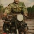 Motocykle radzieckie IZ49 w Ludowym Wojsku Polskim - Okladka magazynu zolnierz Polski z 1954 roku ze zdjeciem motocykla Iz 49