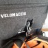 Velomacchi Speedway Backpack 28L czyli krotka odpowiedz na pytanie o polecamy plecak na motocykl - 13 Velomacchi Speedway Backpack uchwyt