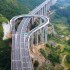 Chinskie rozwiazanie problemu zawracania na autostradzie  genialne w prostocie FILM - zawracanie na autostradzie chiny 1