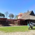Opis trasy z Roztocza na Lubelszczyznie - Krasnobrod widok na muzeum i ptaszarnie na terenie parafi NMP