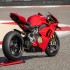 Zmien Ducati Panigale V4 S w motocykl torowy z wyscigowym pakietem akcesoriow Ducati Performance - ducati panigale v4s ducati performance pack 09
