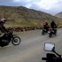 Cardo Packtalk Bold  jak sie sprawdza Opinie z testu DMC w duzej grupie - Cardo Packtalk Bold test w grupie 9 motocykli 2000 km w Kirgistanie