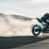Motocykl KTM 1290 Super Duke R pojawi siew nowej odslonie juz w listopadzie - KTM 1290 SUPER DUKE RR Action
