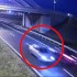 Jechal pod prac autostrada A1 GDDKiA opublikowala film To nagranie tylko dla ludzi o mocnych nerwach  - pod prad A1 4
