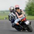 Ochraniacze motocyklowe czy ich brak Dlaczego niektorzy motocyklisci ryzykuja - protektory ochraniacze jezdzic w nich czy nie