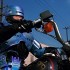 Jazda motocyklem jest zdrowa dla mozgu Wyniki badan japonskiego naukowca nie pozostawiaja watpliwosci - robocop na motocyklu