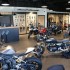 Triumph Wroclaw Salon jest otwarty od grudnia 2021 Dlaczego warto odwiedzic to miejsce - salon motocyklowy triumph wroclaw