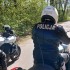 Nieoznakowane motocykle policji kraza po polskich drogach Jak zidentyfikowac zakamuflowanych funkcjonariuszy     - policja nieoznakowane motocykle 1