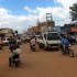 Wyprawa motocyklem po Czarnym Ladzie czyli moja przygoda z Afryka - skrzyzowanie policjant