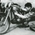 Wyscigowy motocykl WFM 125 Zjecia opis historia - Wyscigowa WFM 125 z przednim zawieszenie z tlumieniem olejowym