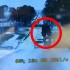 Motocyklista ukarany za stojke podczas jazdy Na dodatek puscil  kierownice FILM  - motocyklista stanal 1