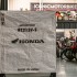 Kolejny motocykl Honda RC213VS sprzedany na aukcji Egzemplarz nigdy nie opuscil skrzyni - honda rc213v s aukcja 02