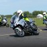 Policjanci na motocyklach Ucza sie w Bednarach Cwicza dynamike slalom i awaryjne hamowanie - policja 2 BMW R 1250 RT 3