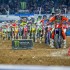 AMA Supercross Tomac wraca na szczyt w czwartej rundzie debiutanci swietnie w klasie 250 VIDEO - klasa SX450 ustawiony start