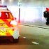 Policjanci zignorowali prowokujacego i kpiacego z nich kierowce Hondy CRF100 To celowa decyzja taktyczna  - policja honda przestepca 1