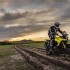 Doskonala dynamika sprzedazy motocykli Suzuki w pierwszych czterech miesiacach 2023 - Suzuki DL800DE 1