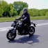 Suzuki GSX8S  test motocykla Cos innego niz mowia dane w katalogu - 05 Suzuki GSX 8S test miasto Wojtek