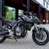 Suzuki GSX8S  test motocykla Cos innego niz mowia dane w katalogu - 12 Suzuki GSX 8S 2023 zaparkowany