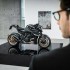 KTM Brabus 1300 R Masterpiece Edition jako prezent pozegnalny Koniec wspolpracy tunera samochodow z producentem motocykli - ktm brabus 1300r masterpiece edition 01